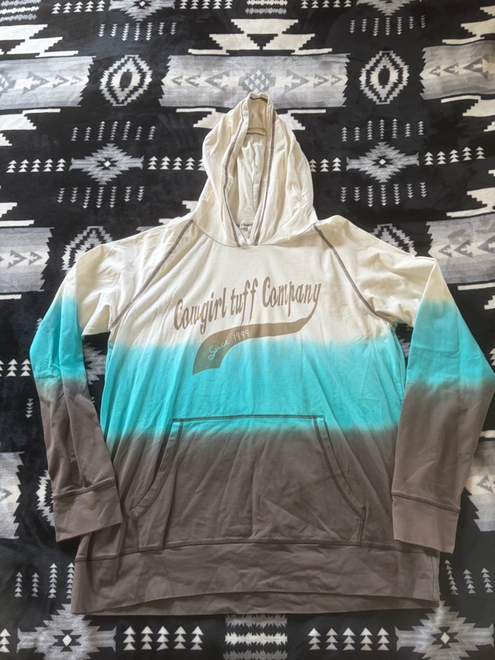 NWOT Cowgirl Tuff Ombre Hoodie in Cream, Turquoise & Brown